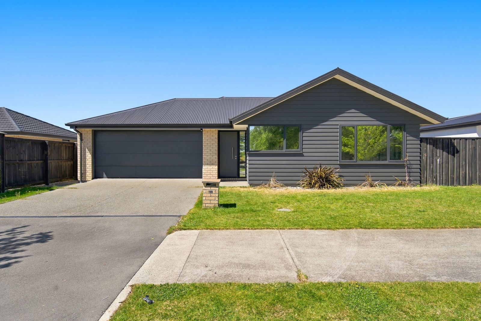 38 Ridgeway Avenue