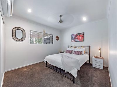 24 Endeavour Cct, Cannonvale