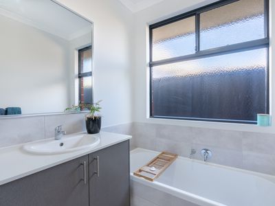 26 Lochern Road, Baldivis