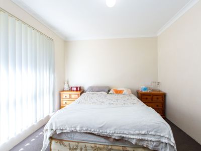 1 / 2 Tipping Street, Carey Park