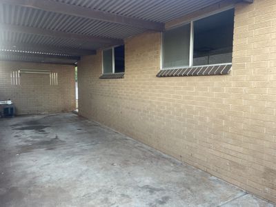 72 Blumer Avenue, Griffith
