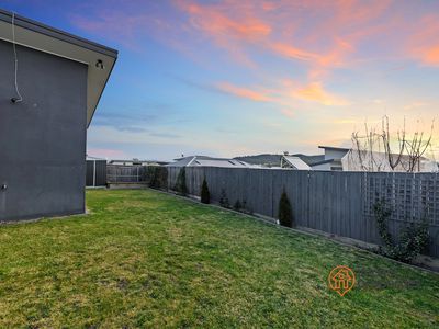 71 Fred Daly Avenue, Coombs