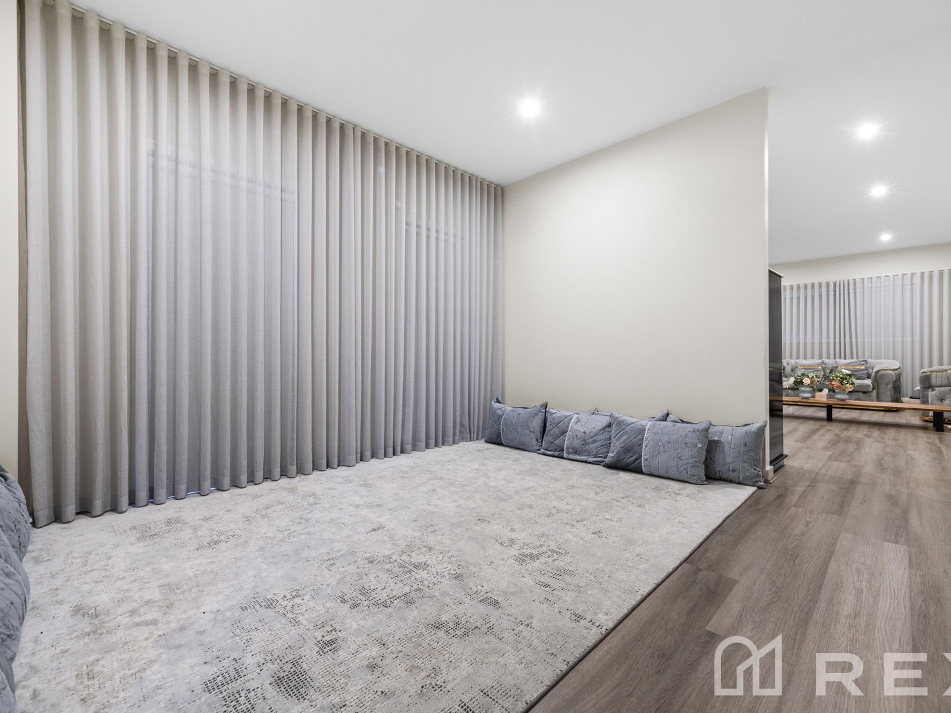 2 / 33 Arcadia Avenue, Hallam