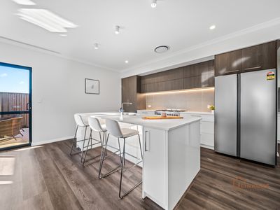 28 Arrowsmith Loop, South Guildford