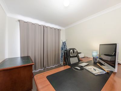 39 Helen Street, North Booval