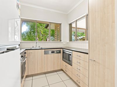 835 / 63 Williams Esplanade, Palm Cove