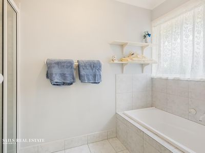 20 Headland Drive, Tura Beach