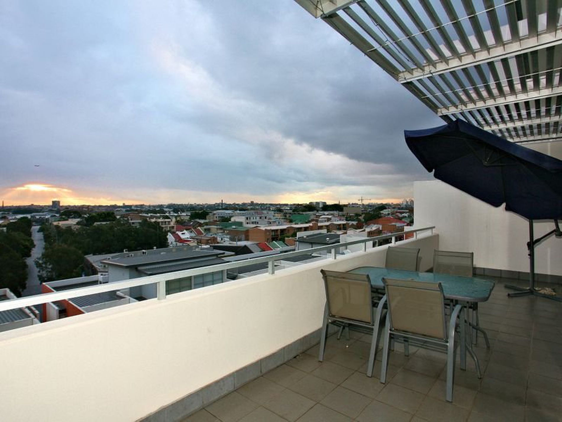 111 / 37 Morley Avenue, Rosebery