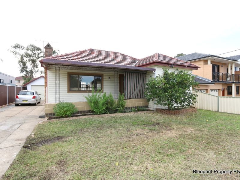 7 Meadows Street, Merrylands