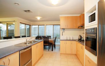 5 Mountain View Circuit, Beaconsfield