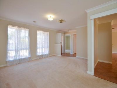 22 Cavalier Crescent, Boulder