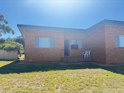 6 / 52 Bushman Street, Parkes