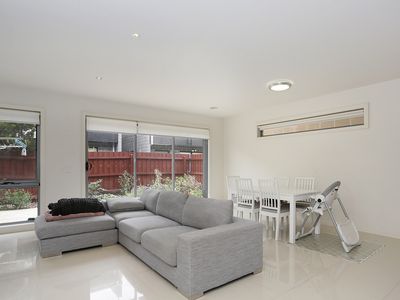 10 Luzon Way, Sunshine West