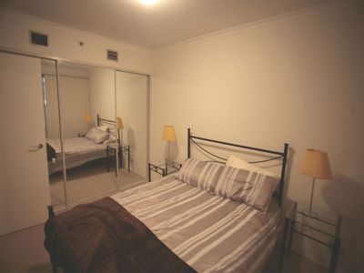 802 / 1 Hosking Place, Sydney