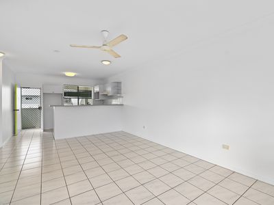 3 / 21-25 GIVENS STREET, Westcourt