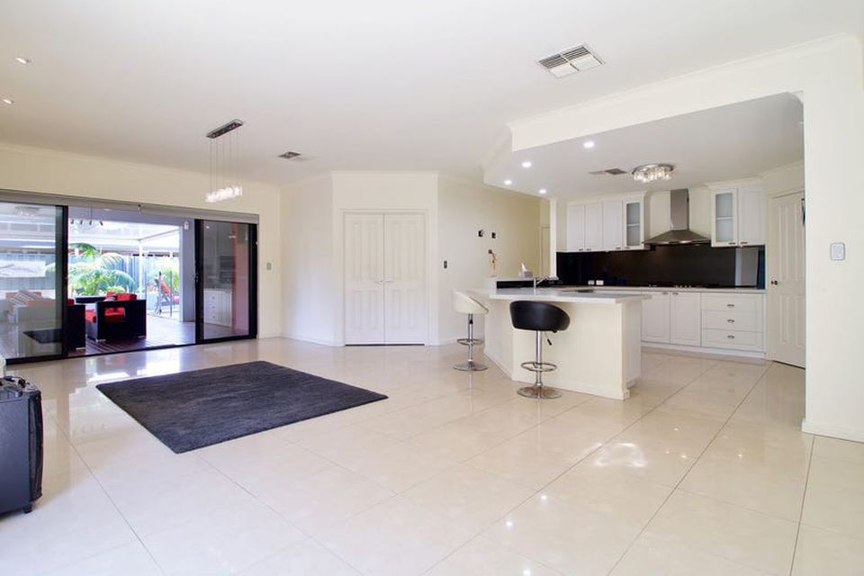 14 Lyttleton Street , Rockingham