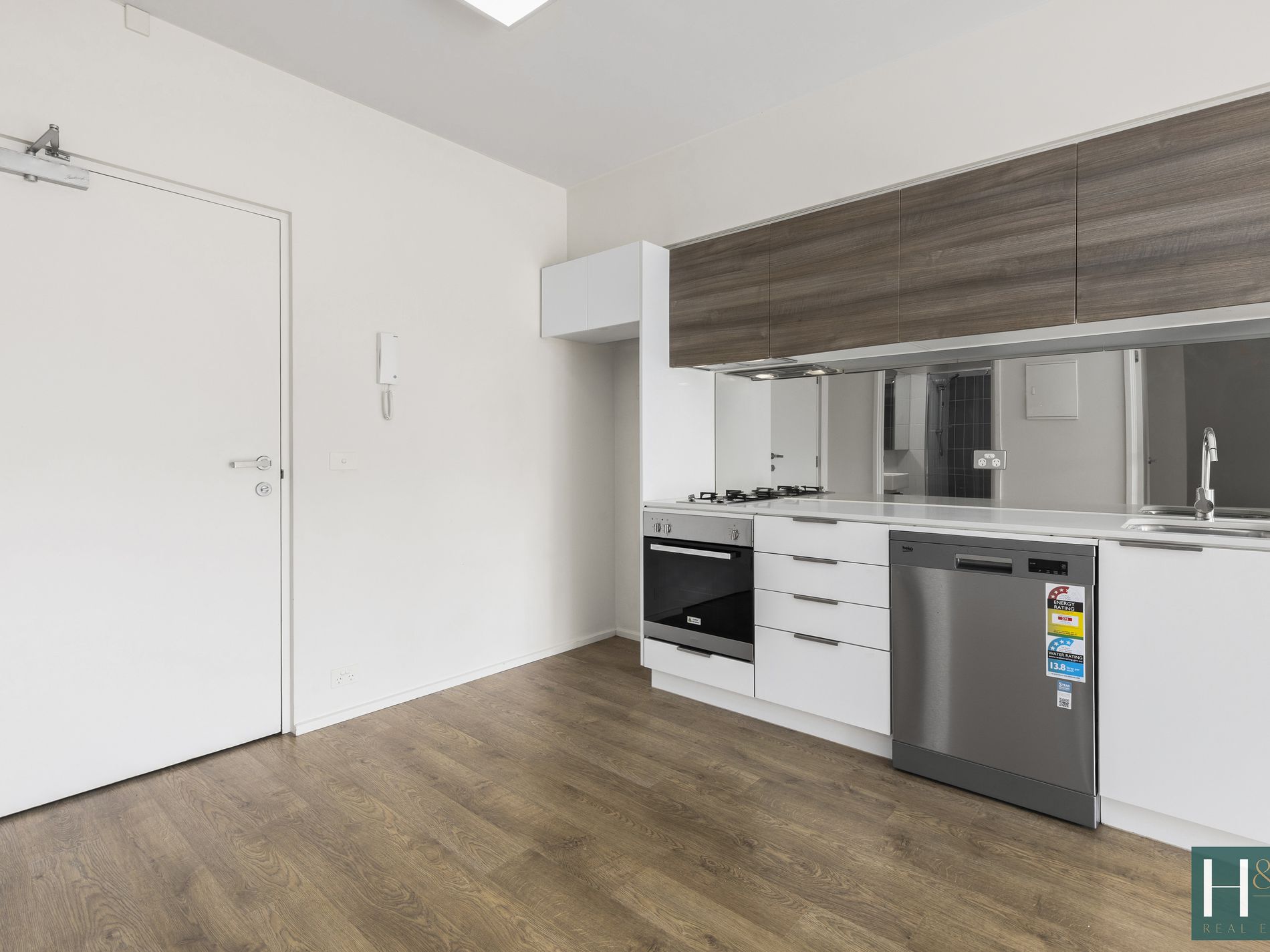 205 / 86 Cade Way, Parkville