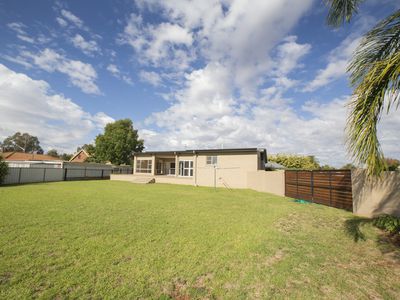 108 Maple Crescent, Narromine