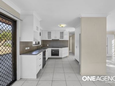 3 Helen Street, North Booval