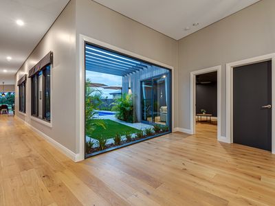 39 Victory Parade, Yanchep