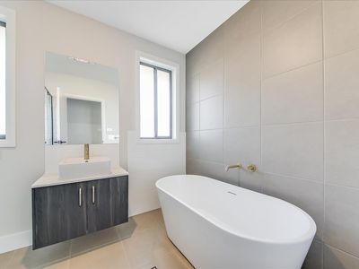 41 Burton Drive, Tahmoor