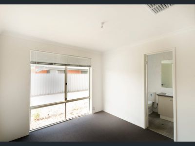 B / 47 Station Street, Cannington