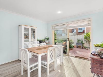 2 / 1 Caryota Place, Forster
