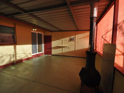 25 Giles Avenue, Newman