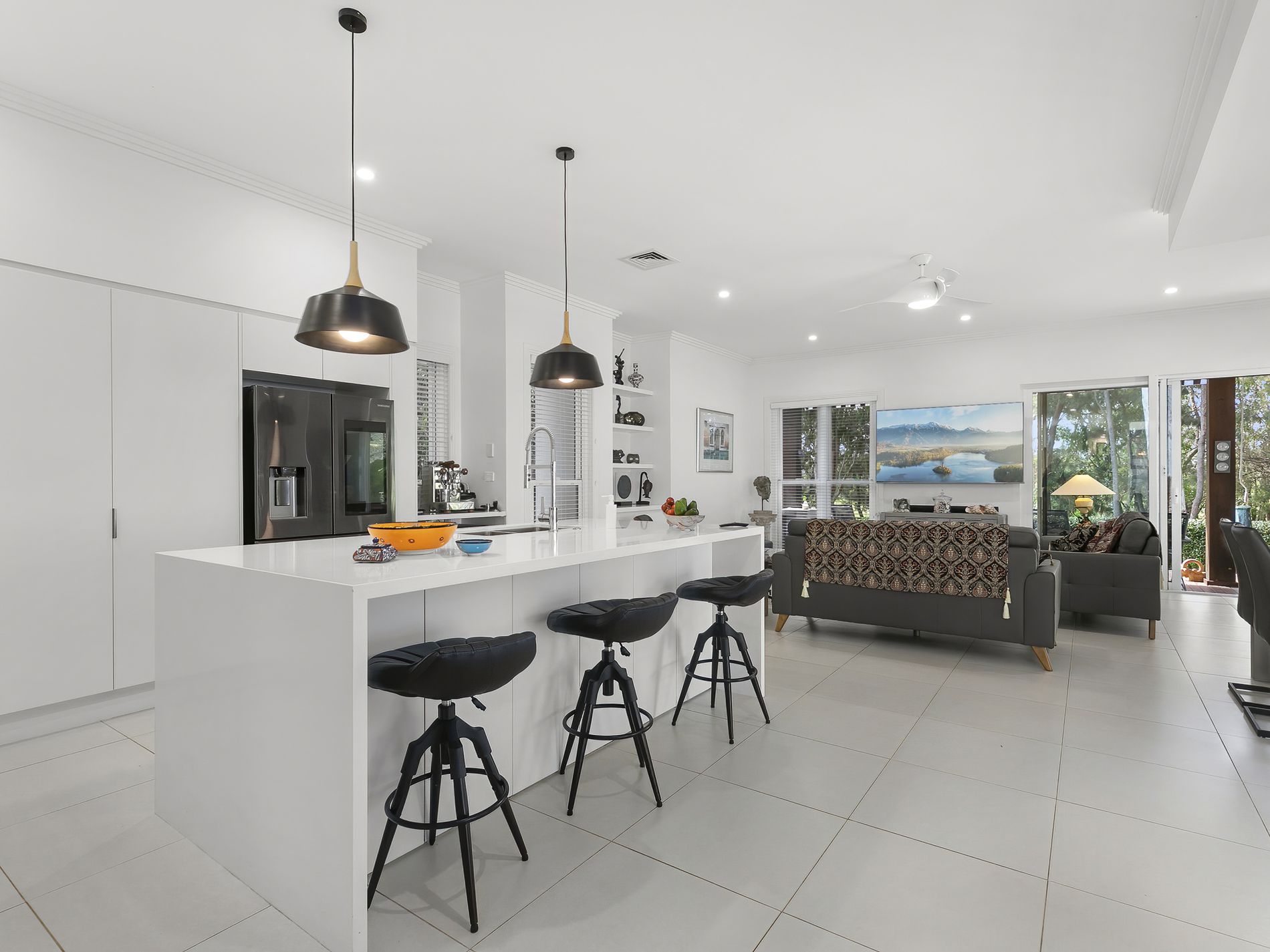 22 Lakeside Drive, Peregian Springs