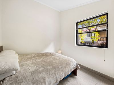 34 Taylor Street, Darlinghurst