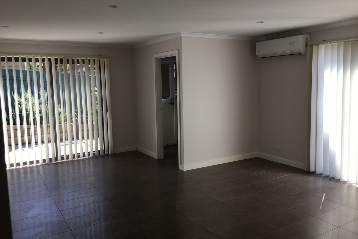 2 / 12 Cricket Street, Mansfield