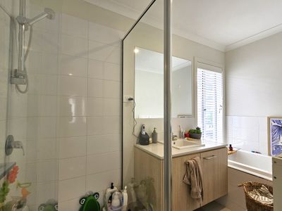 27 Abbots Avenue, Williams Landing