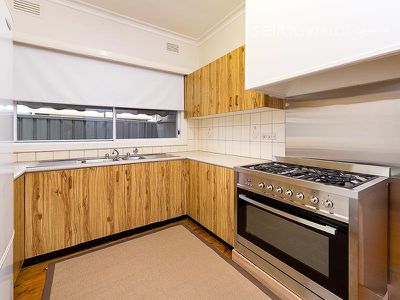 4 WILSON STREET, Wodonga