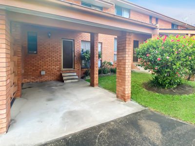 2 / 5 CAMPBELL PLACE, Nowra