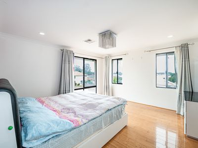 2 Jesmond Lane, Success