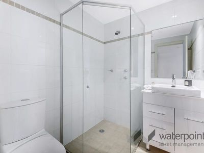 1A / 5 Bay Drive, Meadowbank