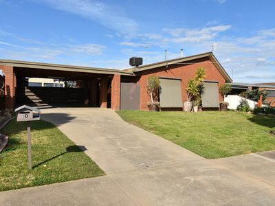 10 NOONAN STREET, Wangaratta