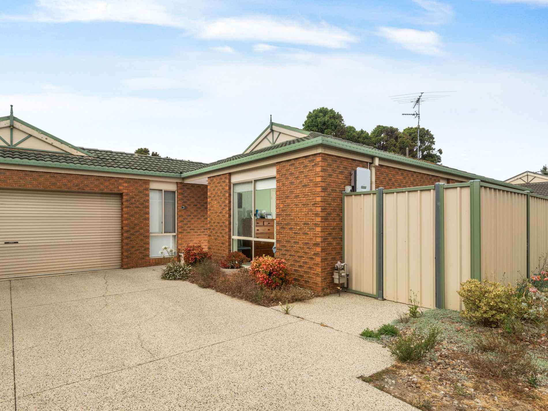 3 Trixia Place, Leopold