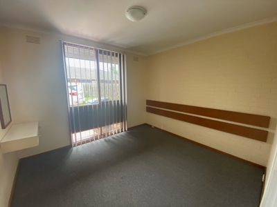 2 / 14 Manly Street, Werribee