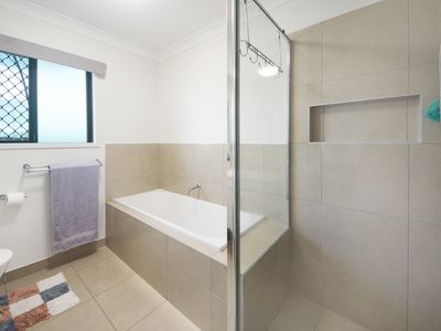 25 YASS CIRCUIT, Kelso