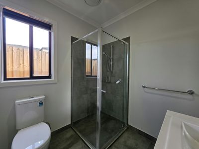 9 Bonito Street, Melton South