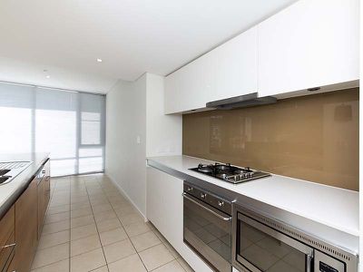 302 / 19 The Circus, Burswood