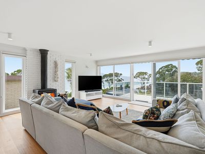 6 Ryans Road, Spring Beach