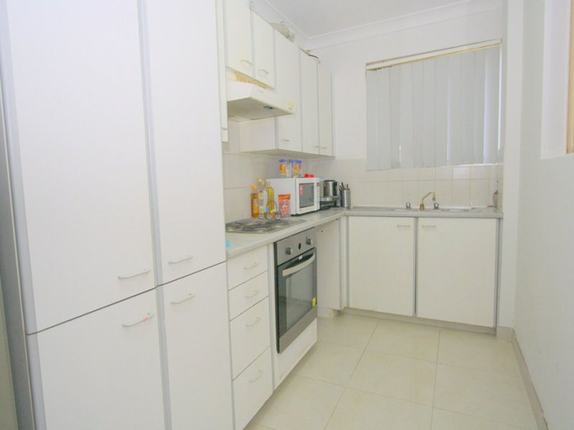 6 / 18 Weigand Avenue, Bankstown