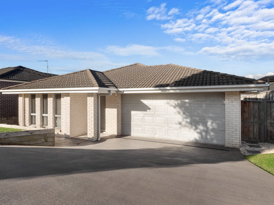 8 Tangerine Street, Caddens