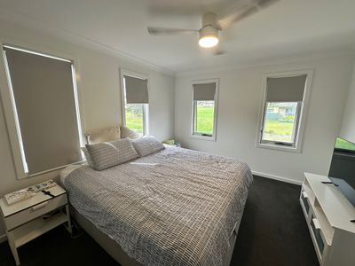 147 Lakelands Drive, Dapto