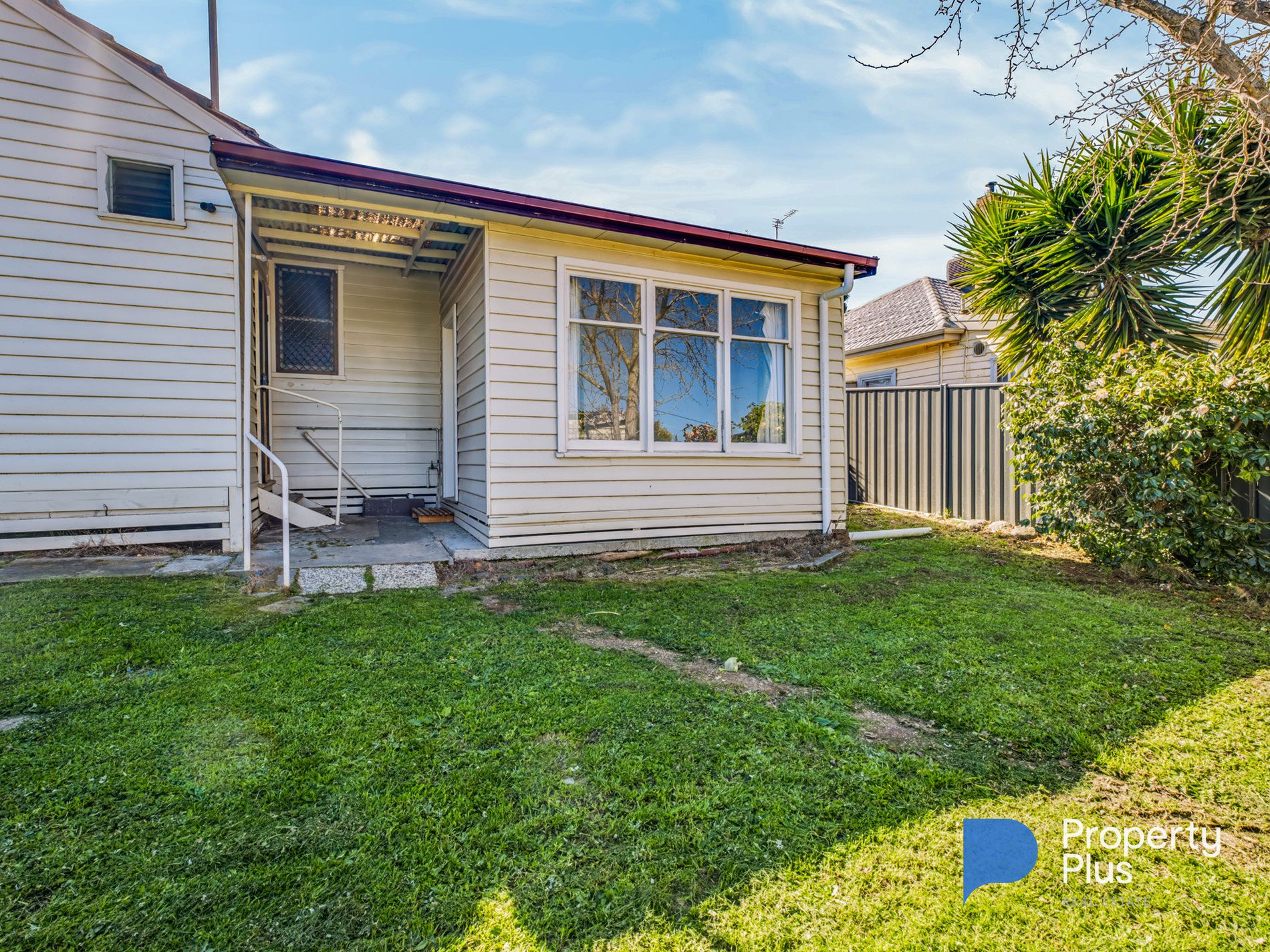 3 Curnow Street , Golden Square