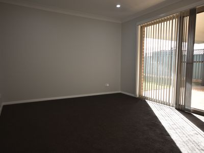 31 Amadeus Avenue, Dubbo
