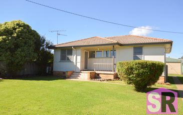 64 Sole Street, Guyra