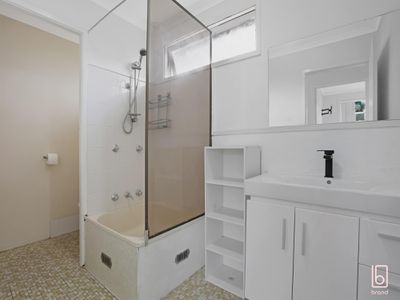 12 Third Avenue, Toukley